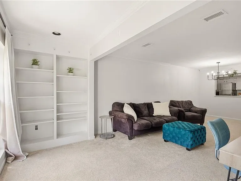 24307 Plantation Dr NE — Photo 25