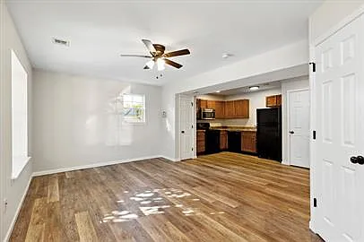 56 S Charlotte St — Photo 4