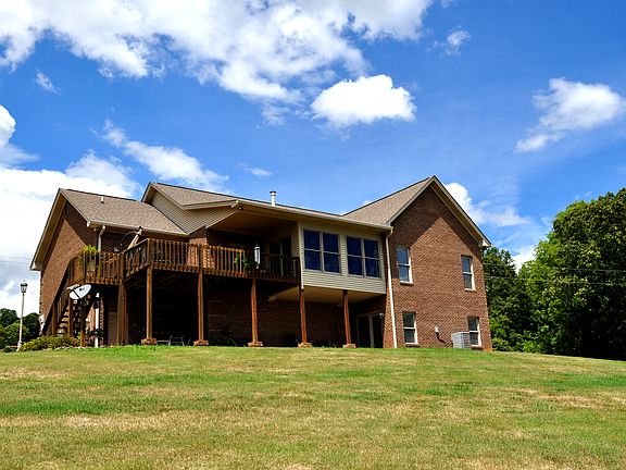 Rear of home, views of mtns