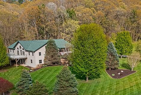 1st image of W6166 Valley PLACE