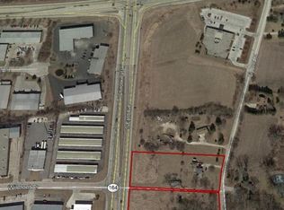 W239S3899 Big Bend Rd, Waukesha, WI 53189