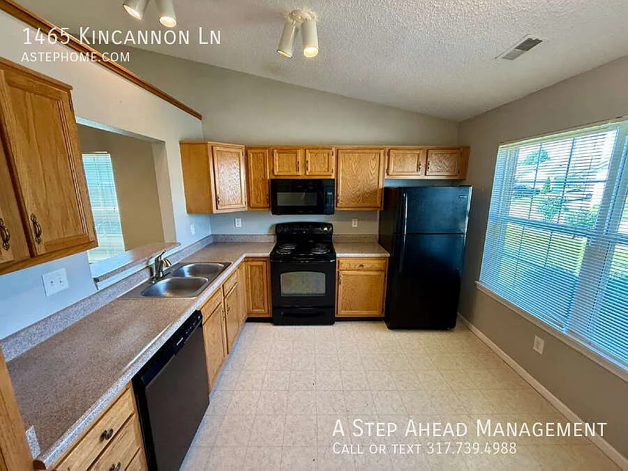 1465 Kincannon - 2 bed/2 Bath - South Side — Photo 4