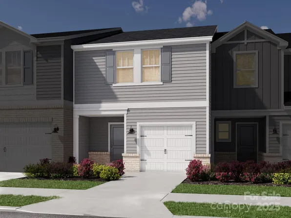 8037 Hidden Springs Trl, Charlotte, NC 28216