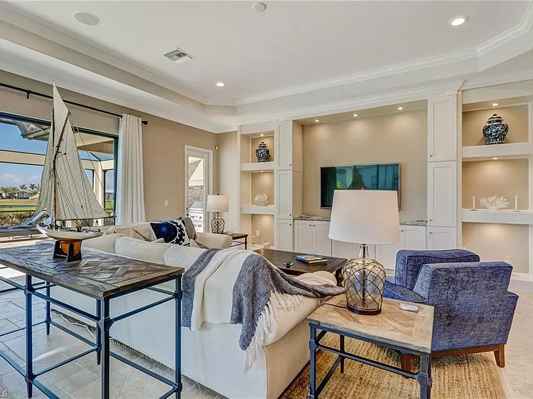 9902 Corso Bello Dr — Photo 10