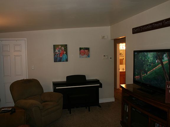 4th image of 5992 S Starlite Dr