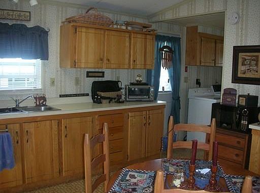 4th image of 556 Central St Lot 66