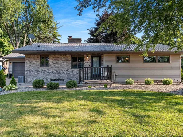309 W 17th St, Kaukauna, WI 54130