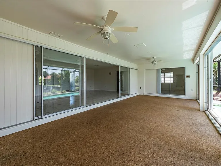 110 Gulfview Rd — Photo 28