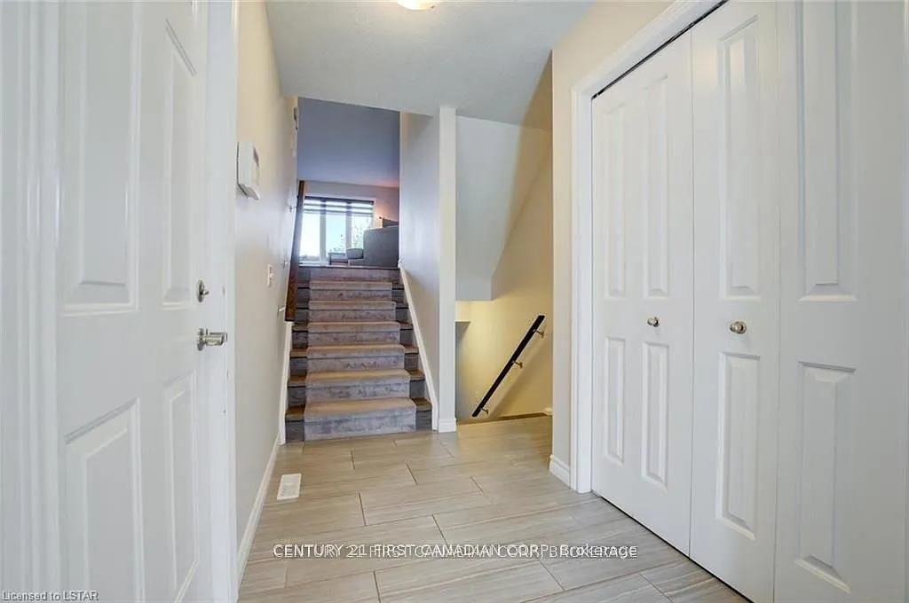 3 bed, $2,850 — Photo 4