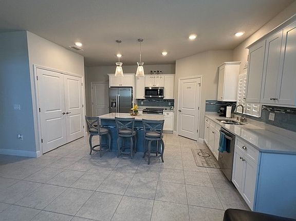 5th image of 3092 Meleto Blvd