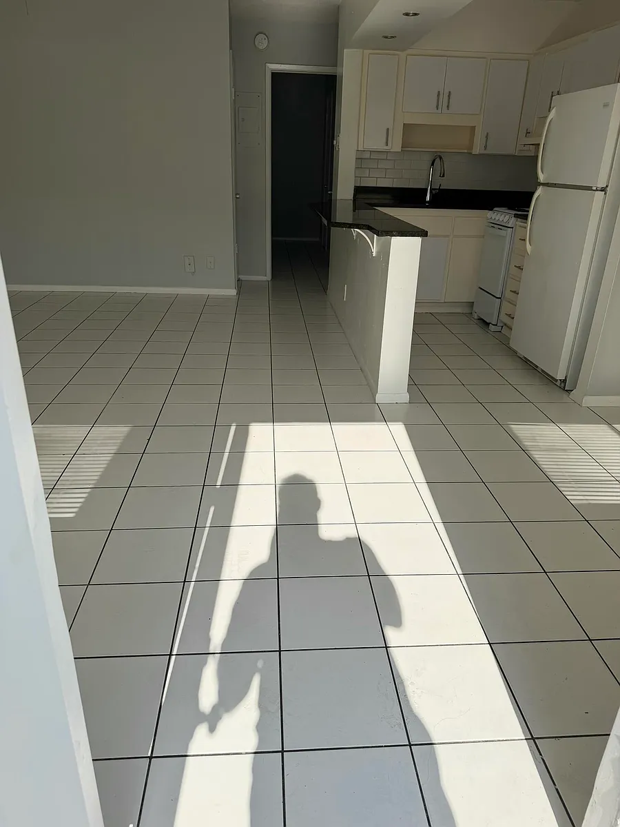 Building Photo - 1812 E Oakland Park Blvd #29