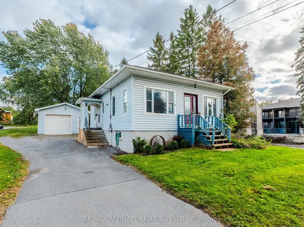 8 Mechanic St W, North Glengarry, ON K0C 1T0