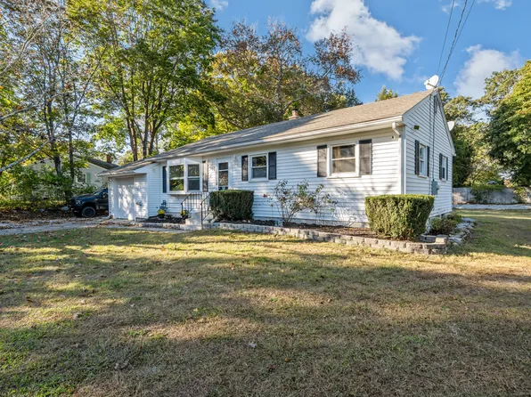 7 Pennsylvania Avenue, Montville, CT 06370