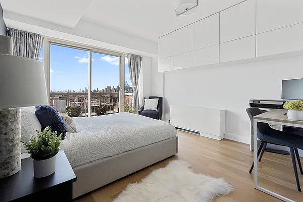 Sold by Compass | media 6