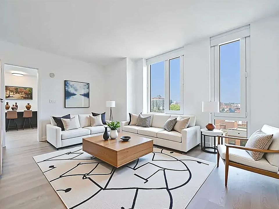 1st image of 2455 3rd Ave APT 18G