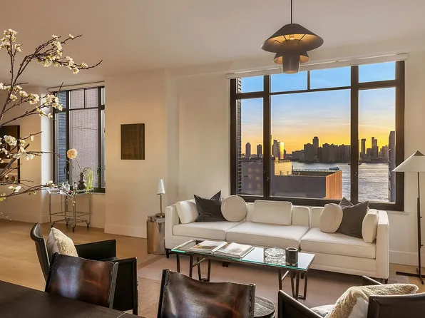 110 Charlton St APT 17E, New York, NY 10014