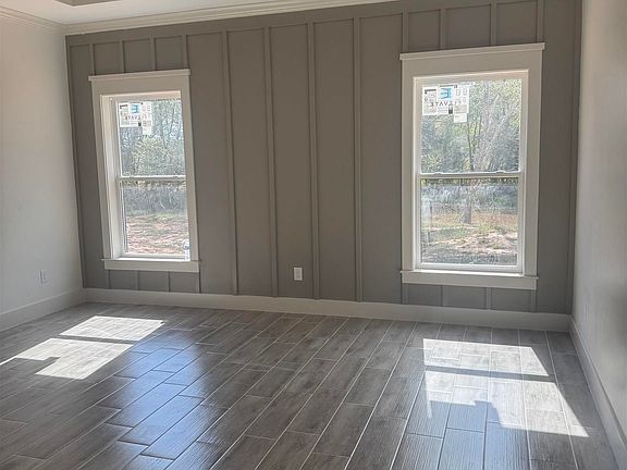 3rd image of 13811 Luka Ln