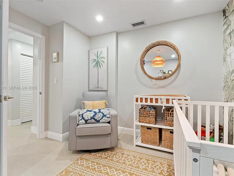18061 SW 33rd St — Photo 43