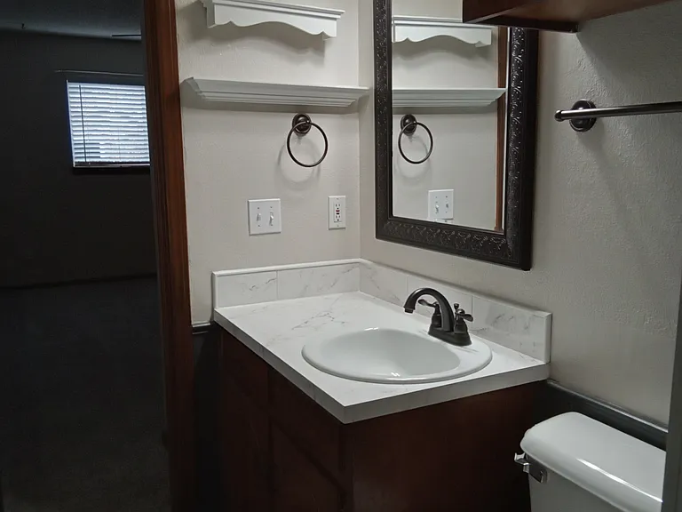 508 Palais Ave — Photo 10