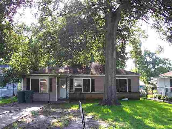 5th image of 4670 Detroit Ave