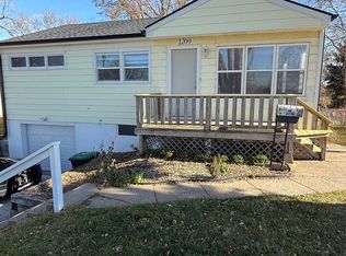 1209 N 72nd St, Omaha, NE 68114