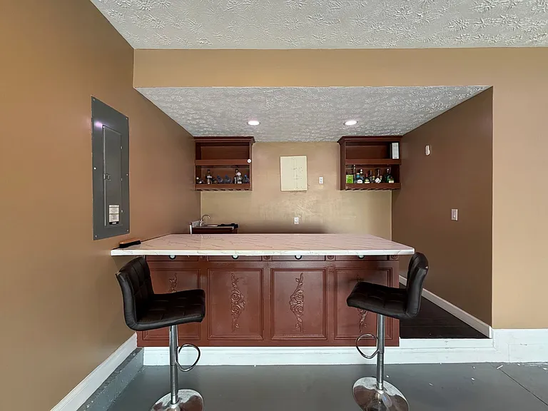 4266 Tingle Dr — Photo 29