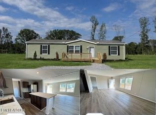 218 Community Dr #6, Madisonville, TN 37354