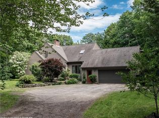 19 Mill Pond Dr, Bath, ME 04530