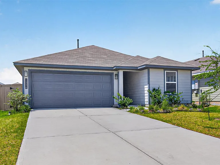 14556 Lily Plains Dr — Photo 2