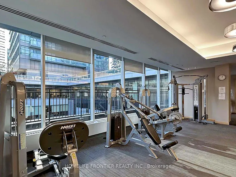 65 Bremner Blvd #2111 — Photo 26