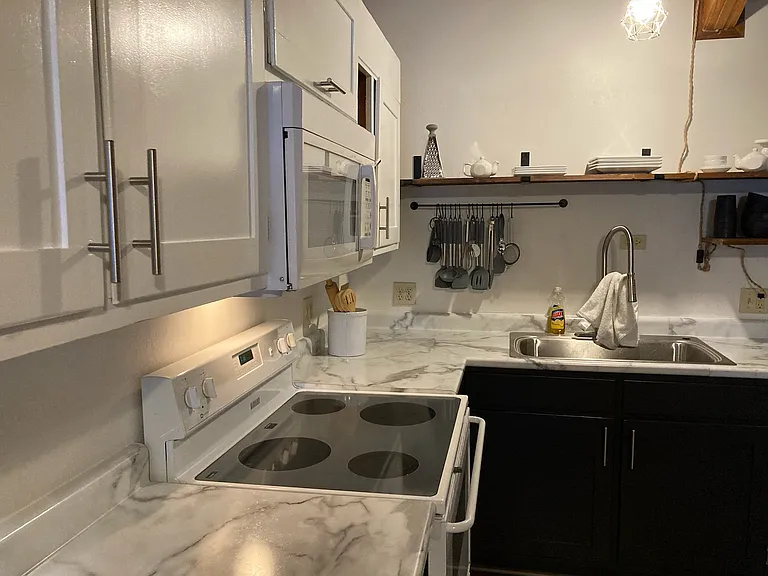 510 W Elizabeth St #B — Photo 2