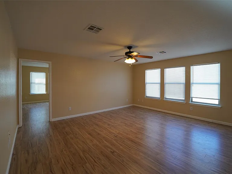 5520 Alomar Cv — Photo 17