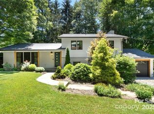 10 Clearbrook Rd, Asheville, NC 28805
