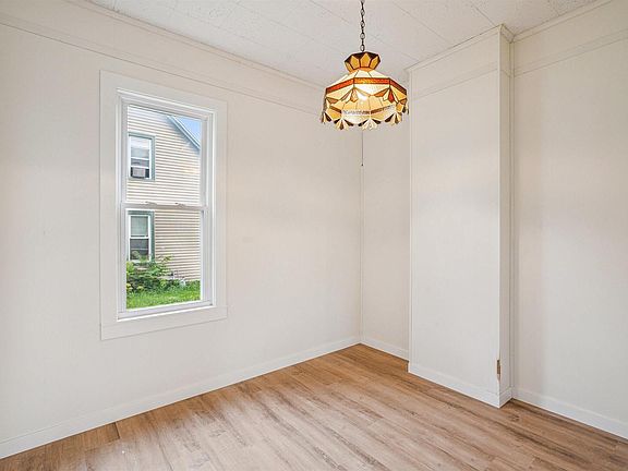 5th image of 3711 Pearl Ave