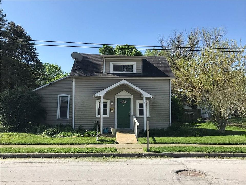 1st image of 40 Franklin St