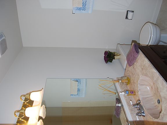 4th image of 1060 Driftwood Ct APT D2