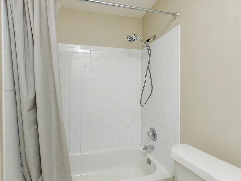6367 NW 109th Pl — Photo 16