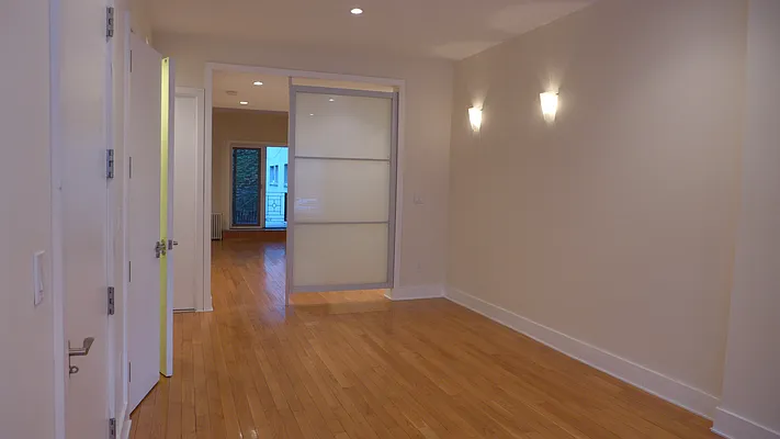 Rented by Garfield Realty  | media 23