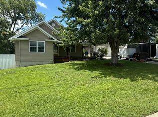 224 S Mildred St, Carson, IA 51525