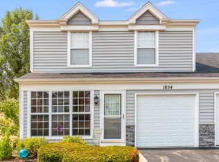 1854 Pebble Beach Cir, Elgin, IL 60123