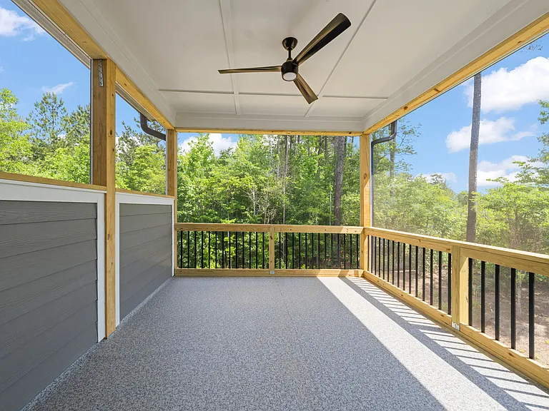 215 Summer Breeze Dr — Photo 31