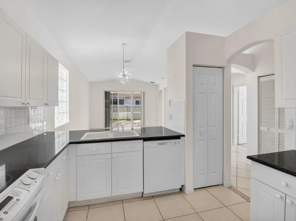 8324 Siciliano Street, Boynton Beach, FL 33472