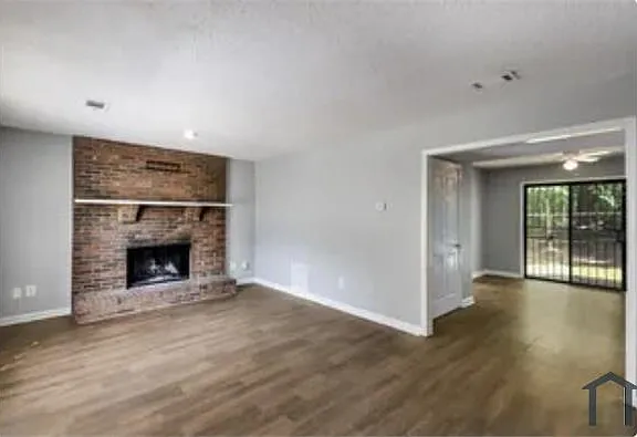 939 Silverwood Dr — Photo 3