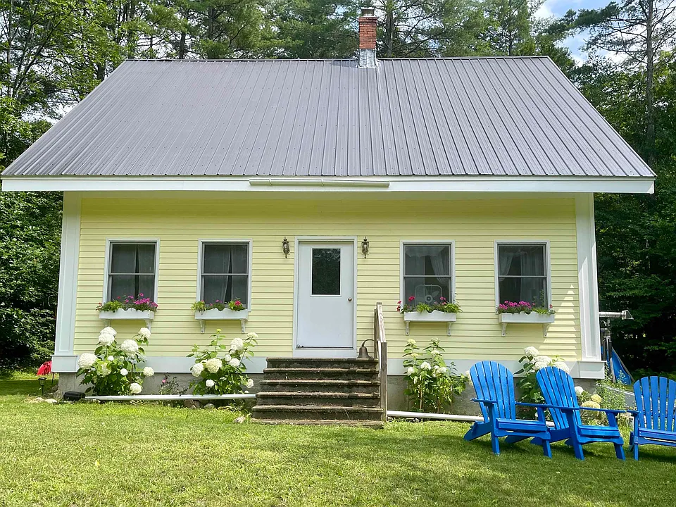 23 Turner Hill Rd