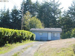 63510 Grand Rd, Coos Bay, OR 97420