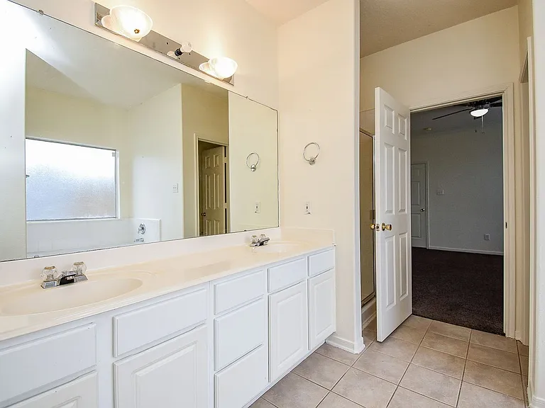 6323 Haddock Ct — Photo 22