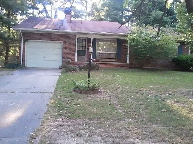 4918 Pierce Ln photo 1