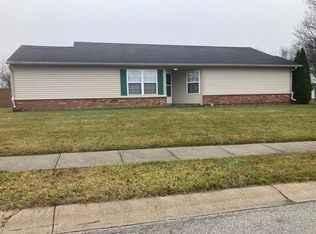 5853 Rolling Bluff Ln, Indianapolis, IN 46221