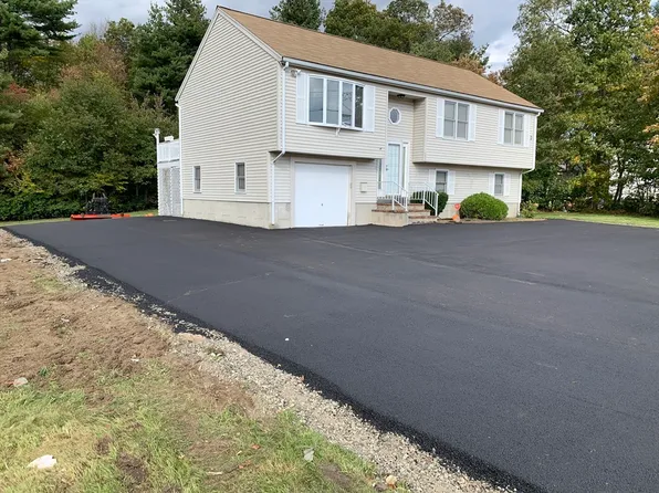 753 W Chestnut St, Brockton, MA 02301