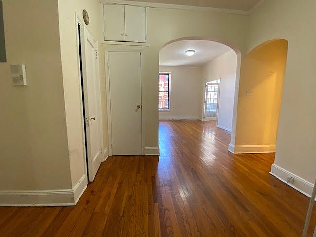 1st image of 58 W 72nd St APT 5A
